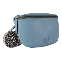 Smart Phone Bag Lilie made of buffalo leather in blue, view 3
