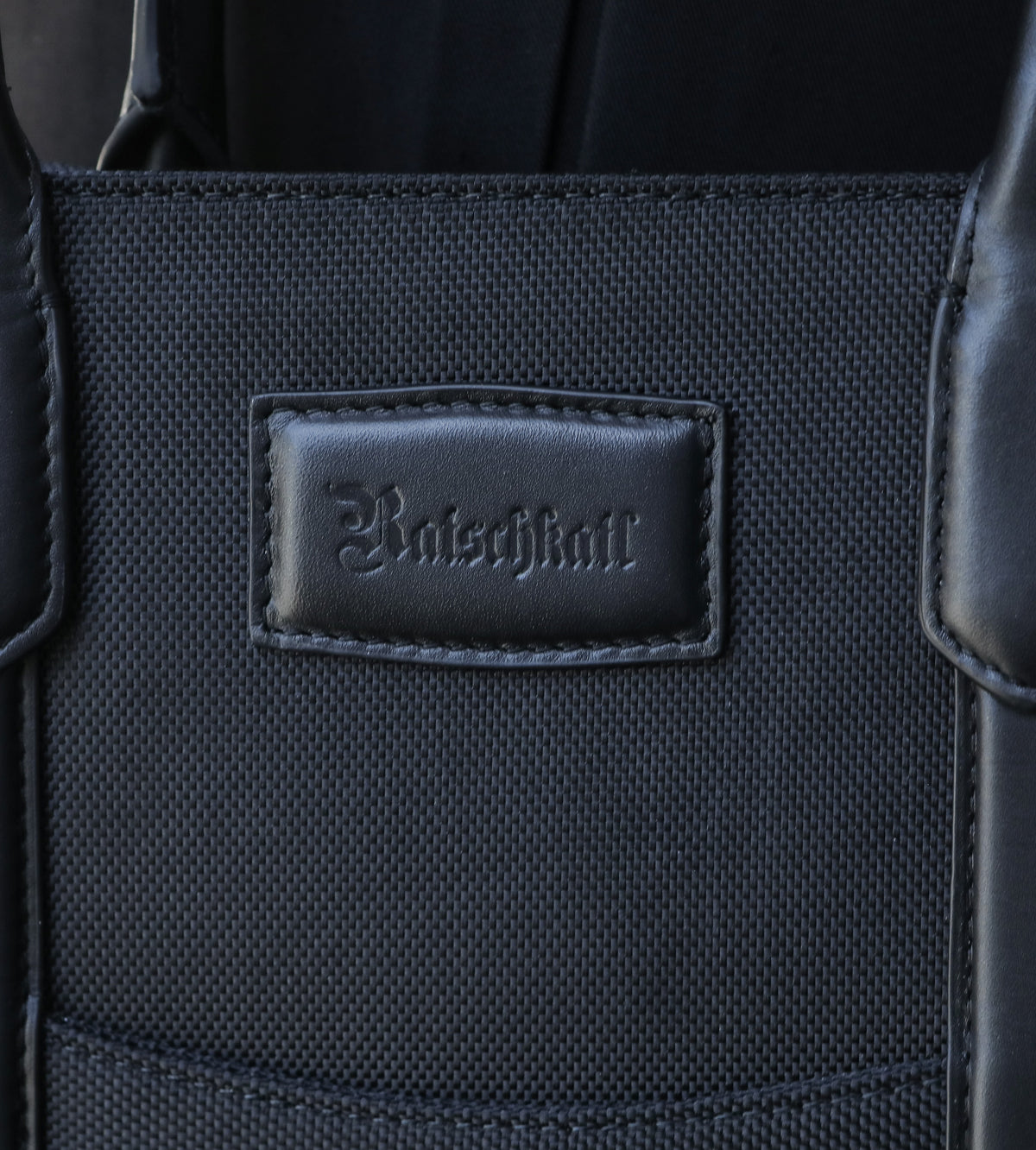 Shopper Ratschkatl Tasche aus Büffelleder, Ansicht 11