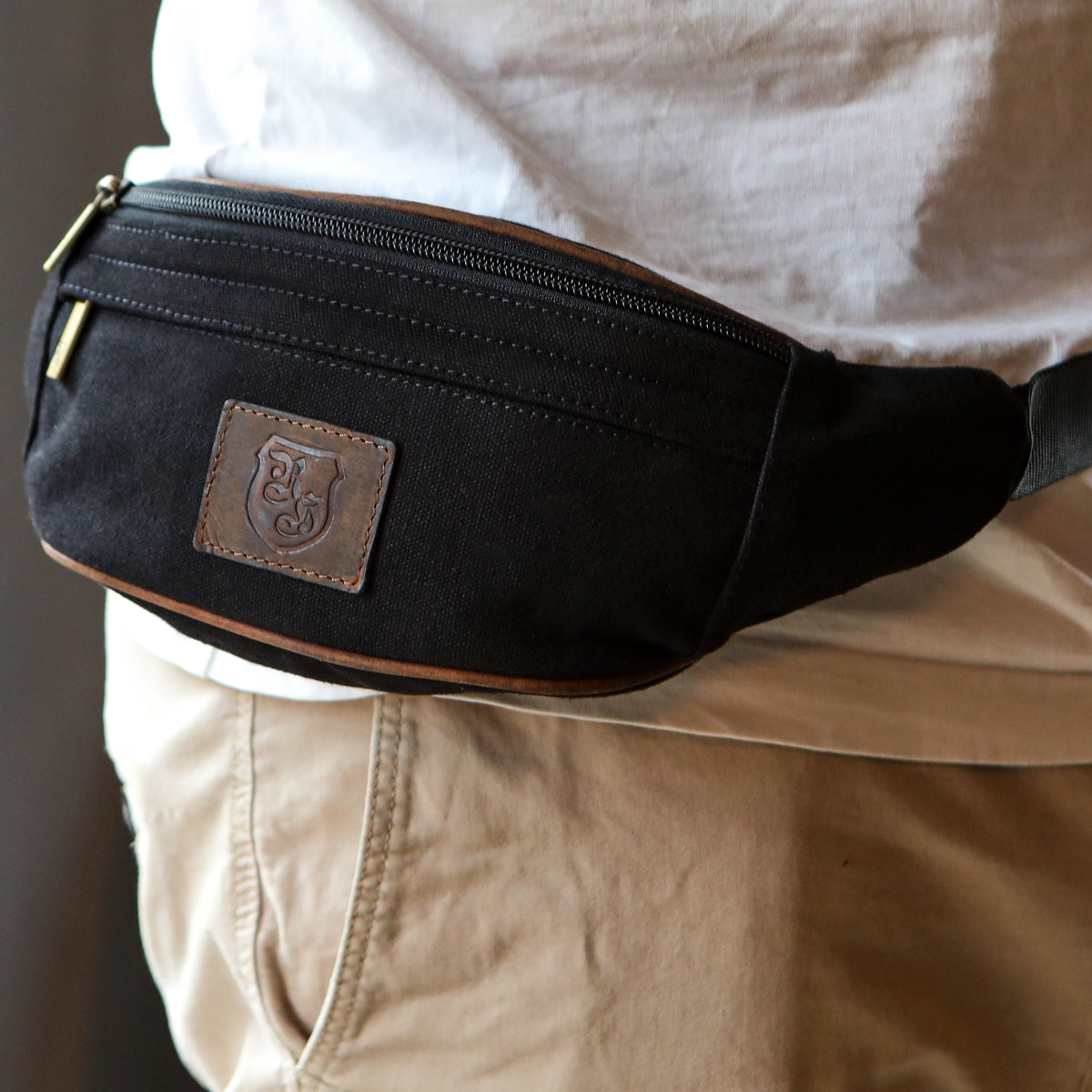 Bauchtasche Maxl aus Büffelleder, Ansicht 24