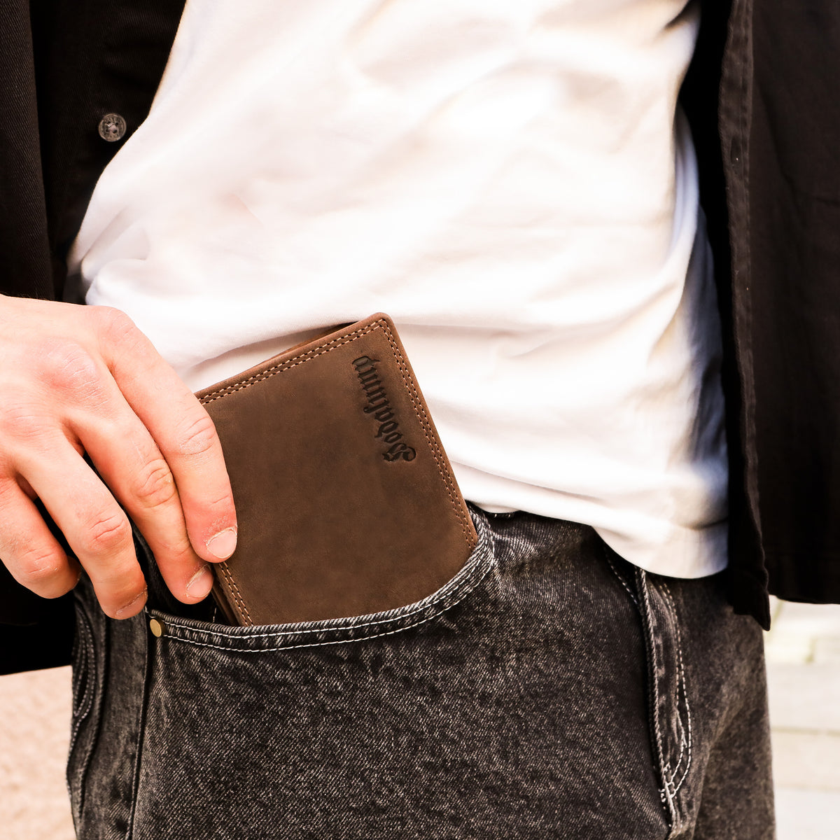Large Wallet Kobi made of buffalo leather, view 8