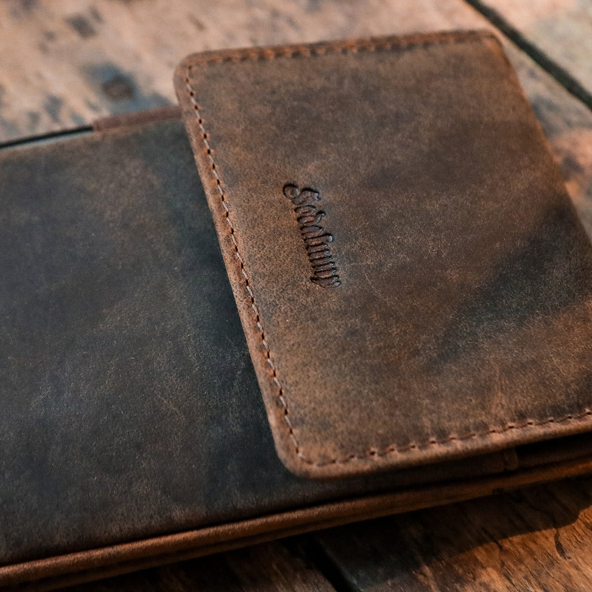 Hodalump Phone Pouch for Your Belt – Practical, Secure made of buffalo leather, view 7