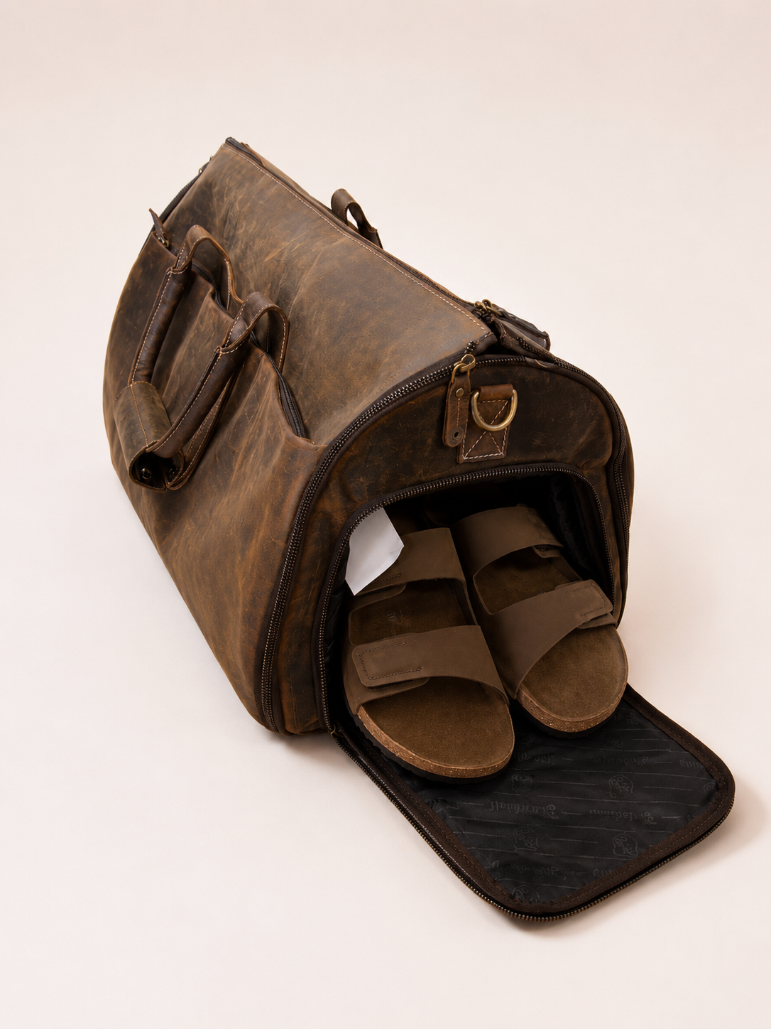 Flat Bag di Hodalump in pelle di bufalo, vista 9