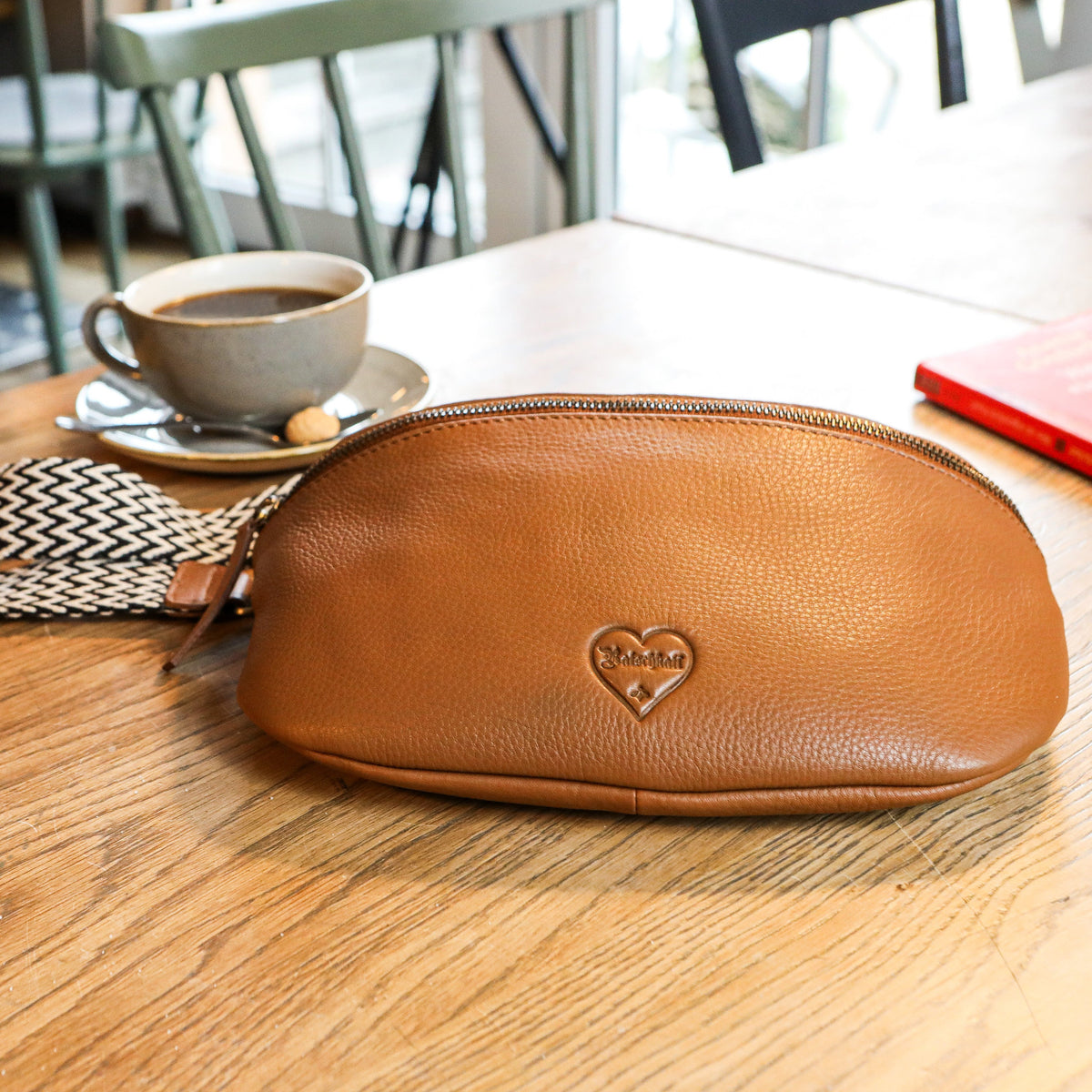Smart Phone Bag Lilie made of buffalo leather, view 25