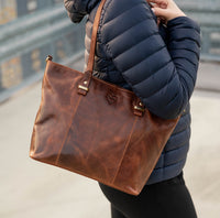 Shopper Handbag Luise made of buffalo leather, view 2